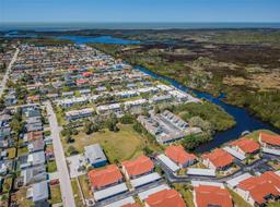Picture of 9980 Eagles Point Circle Unit 1, Port Richey, FL 34668
