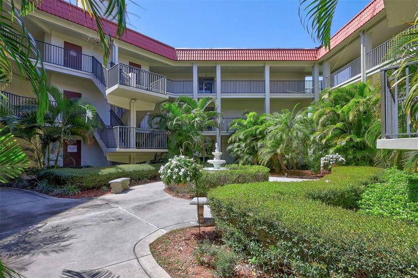 Picture of 2700 Bayshore Boulevard Unit 4204, Dunedin FL 34698