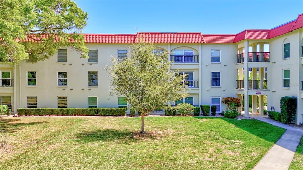 Picture of 2700 Bayshore Boulevard Unit 4204, Dunedin, FL 34698