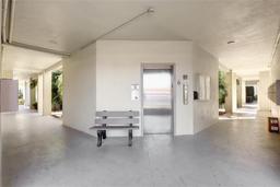 Picture of 2700 Bayshore Boulevard Unit 4204, Dunedin, FL 34698
