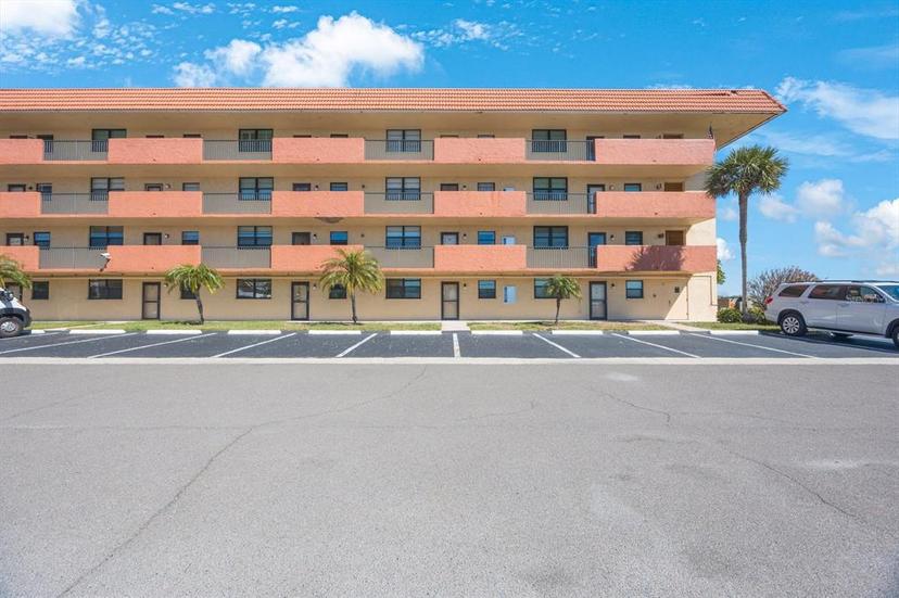 Picture of 19701 Gulf Boulevard Unit 231, Indian Shores FL 33785