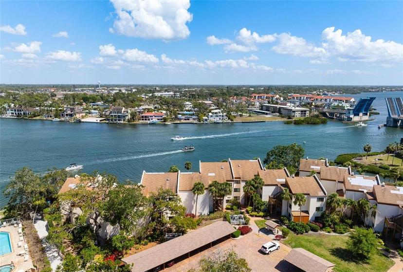 Picture of 1900 Cove Ii Place Unit 133, Sarasota FL 34242