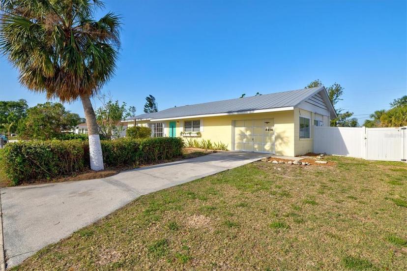 Picture of 4416 58Th Street W, Bradenton FL 34210
