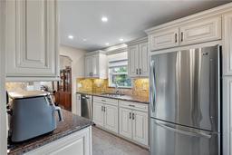 Picture of 1108 Cordova Green, Seminole, FL 33777