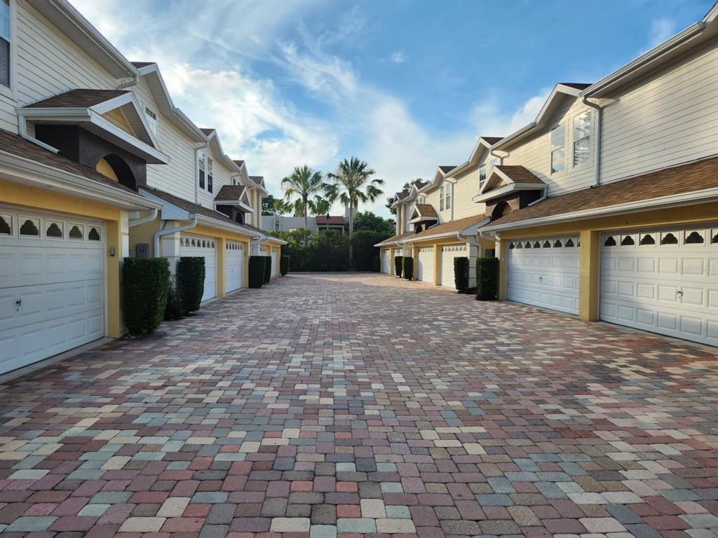 Picture of 2979 Estancia Place, Clearwater, FL 33761
