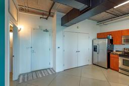 Picture of 10 N Summerlin Avenue Unit 55, Orlando, FL 32801