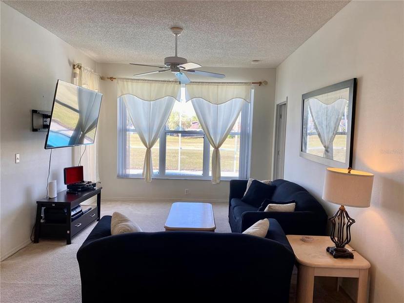 Picture of 366 Jaybee Avenue, Davenport FL 33897