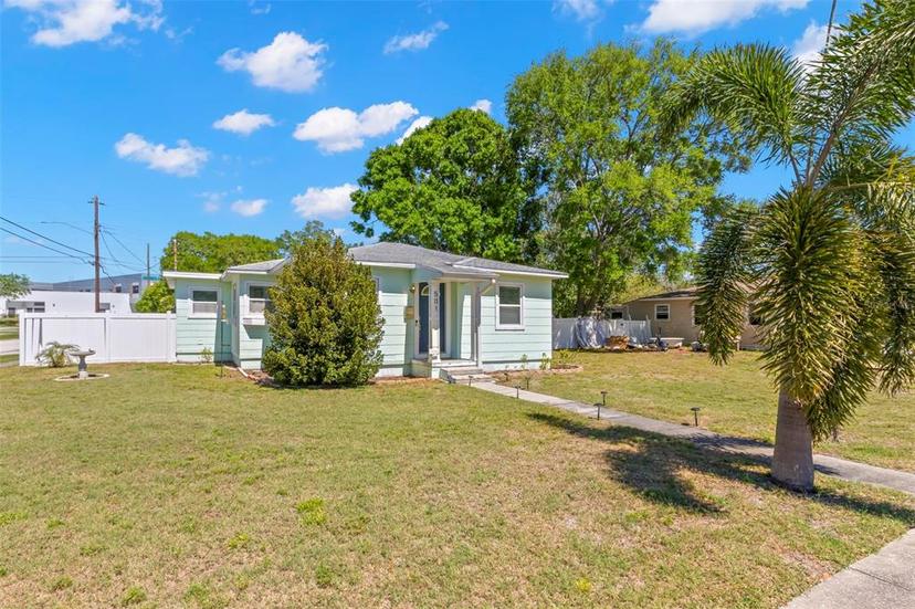 Picture of 501 61St Avenue Ne, St Petersburg FL 33703