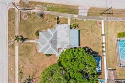 Picture of 501 61St Avenue Ne, St Petersburg, FL 33703