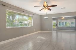 Picture of 2332 Canalbluff Place Unit 298, Sarasota, FL 34231