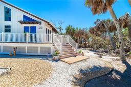 Picture of 4078 N Beach Road, Englewood, FL 34223