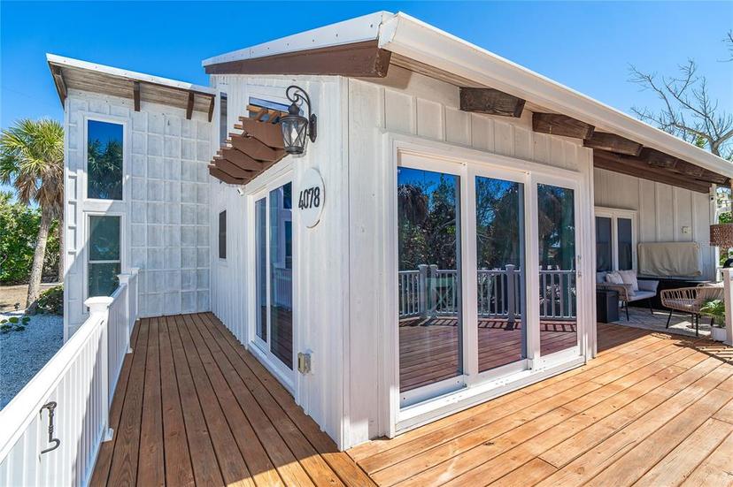 Picture of 4078 N Beach Road, Englewood FL 34223