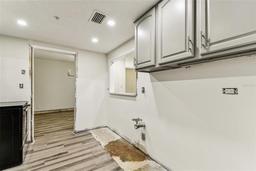 Picture of 36750 Us 19 N Unit 08102, Palm Harbor, FL 34684