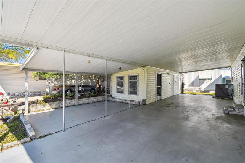 Picture of 16940 Us Highway 19 N Unit 410, Clearwater FL 33764