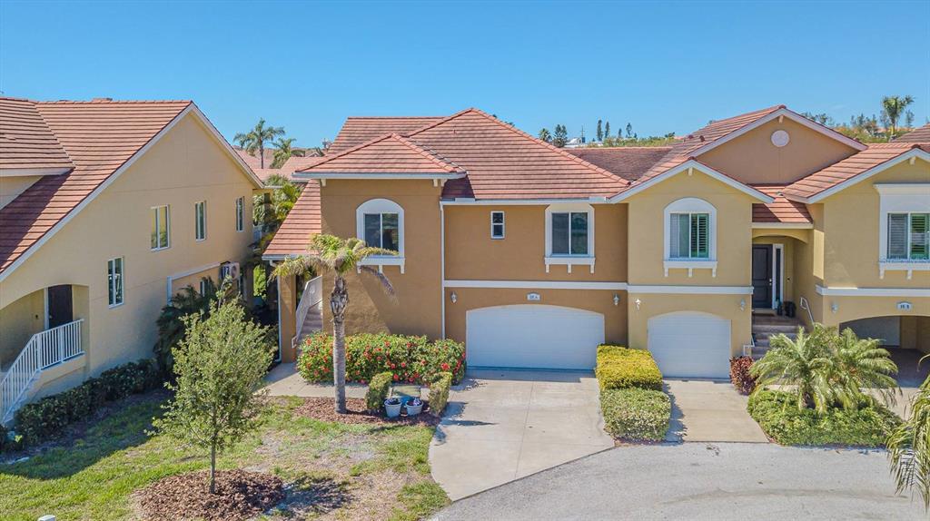 Picture of 16 Franklin Court S Unit A, St Petersburg, FL 33711