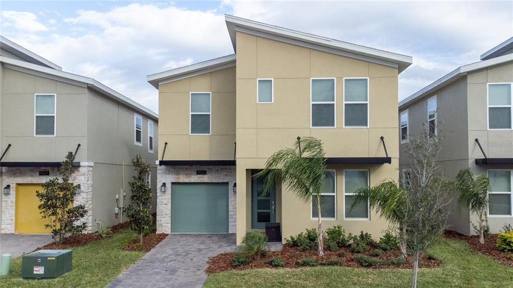 Picture of 9123 Sommerset Hills Drive, Davenport, FL 33896