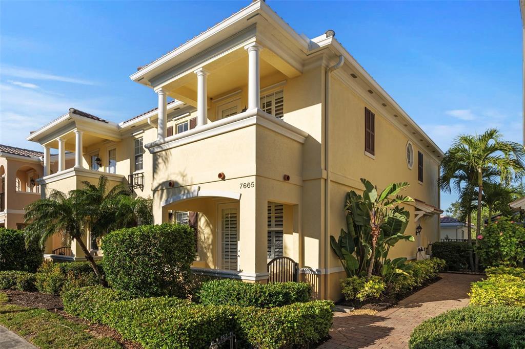 Picture of 7665 Bergamo Avenue, Sarasota, FL 34238