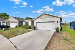 Picture of 11207 Amber Ridge Drive, Zellwood, FL 32798