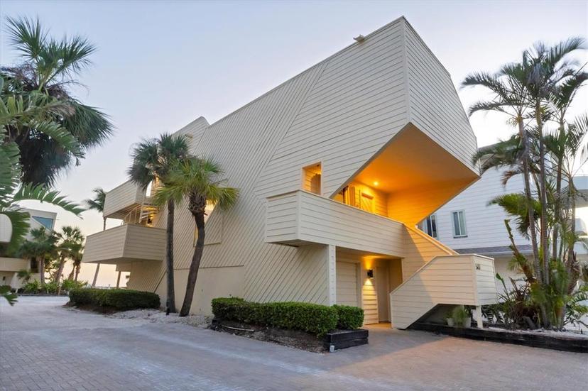 Picture of 540 Beach Road Unit 510, Sarasota FL 34242