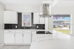 Picture of 203 22Nd Street Ne, Bradenton, FL 34208
