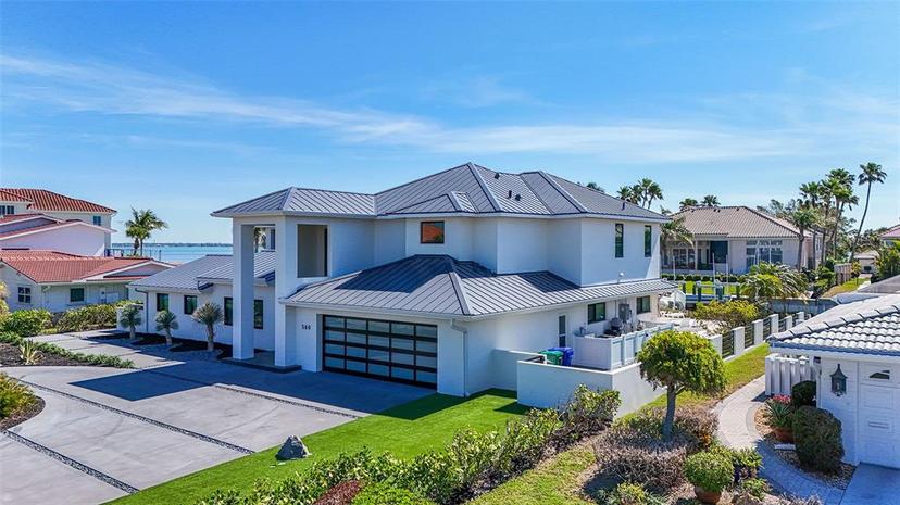 Picture of 560 Schooner Lane, Longboat Key FL 34228