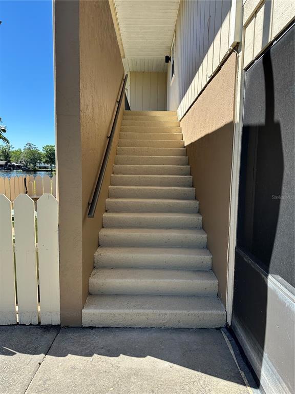 Picture of 1640 Juno Trail Unit 205B, Astor FL 32102