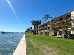 Picture of 7500 Sunshine Skyway Lane S Unit T6, St Petersburg, FL 33711