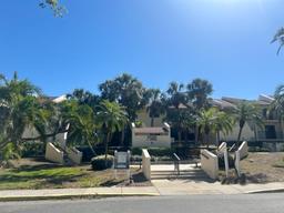 Picture of 7500 Sunshine Skyway Lane S Unit T6, St Petersburg, FL 33711