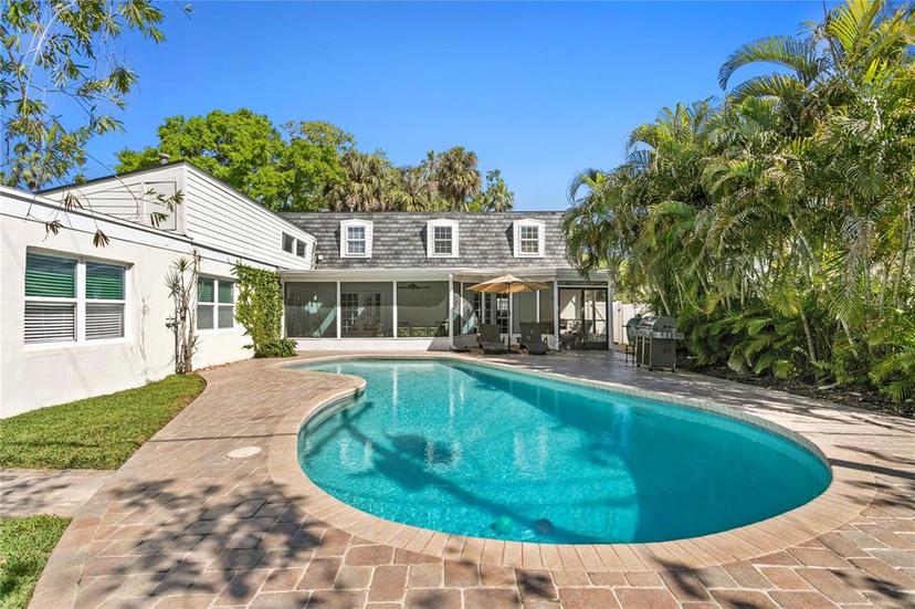 Picture of 4506 W Beachway Drive, Tampa FL 33609