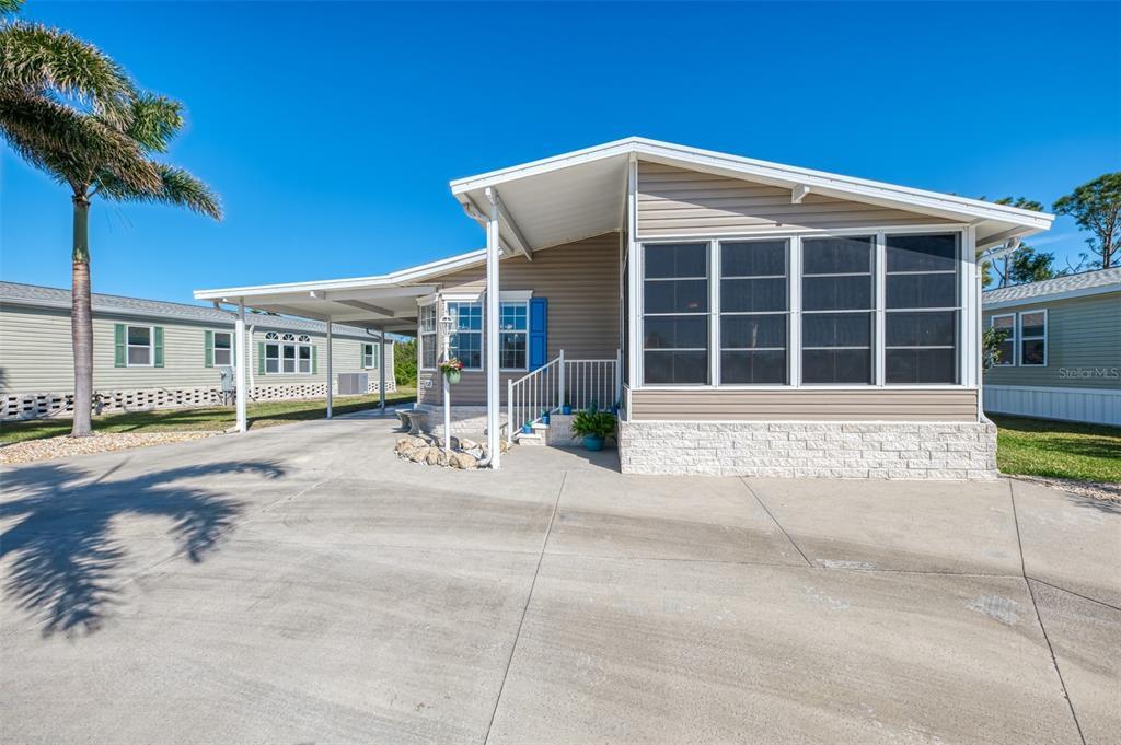 Picture of 9110 Pinehaven Way, Englewood, FL 34224