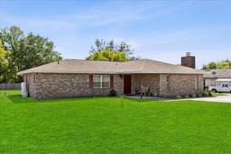 Picture of 2010 Overlook Drive, Winter Haven, FL 33884