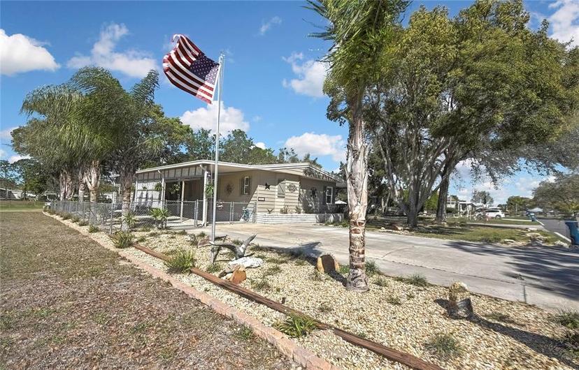 Picture of 14915 Brookridge Boulevard, Brooksville FL 34613