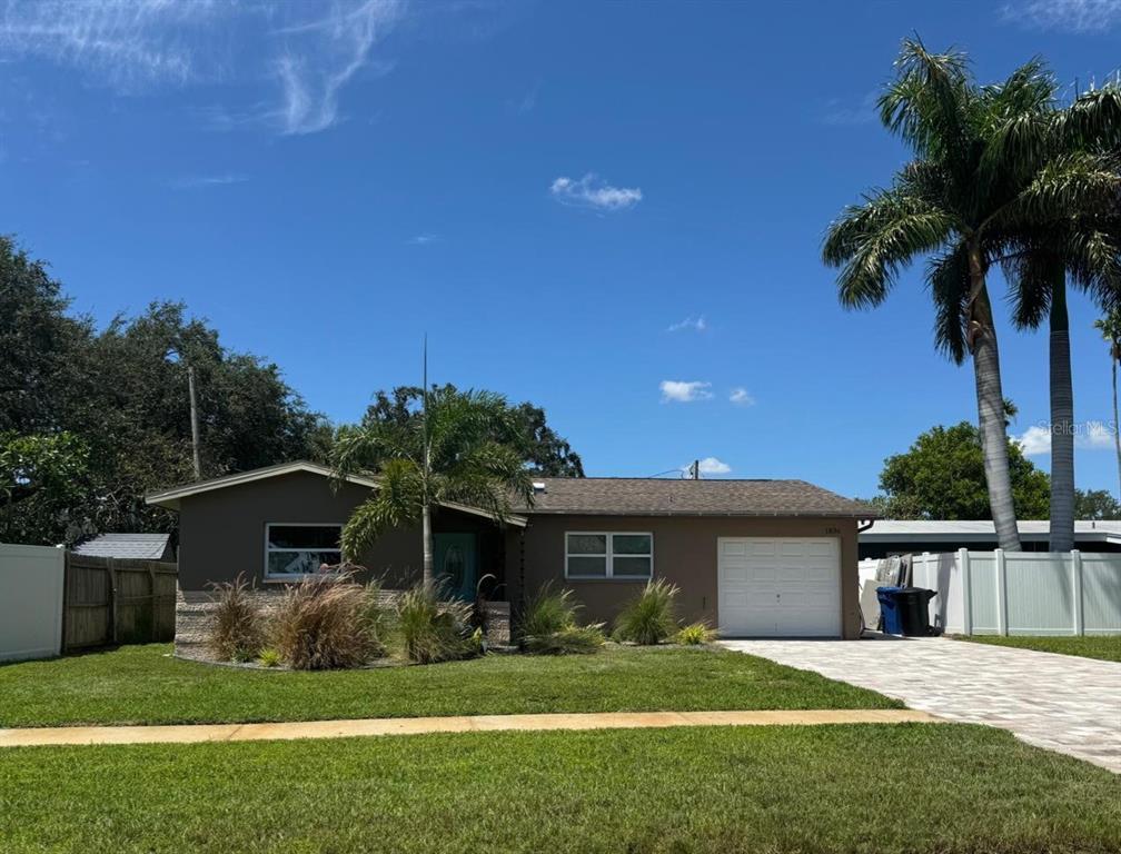Picture of 1836 Bayou Grande Boulevard Ne, St Petersburg, FL 33703