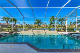 Picture of 611 Sawgrass Bridge Road, Venice, FL 34292