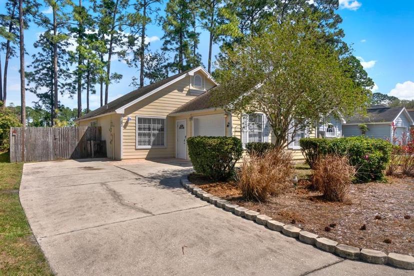 Picture of 182 Edgewater Circle, Sanford FL 32773