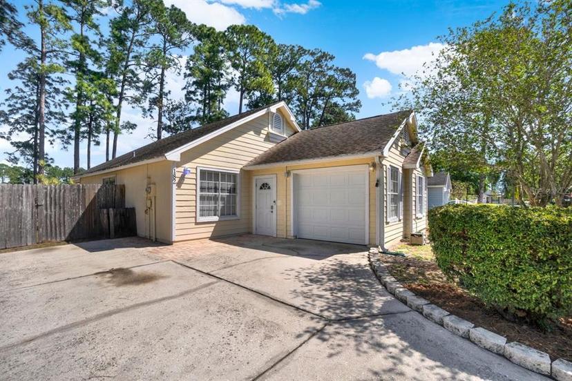 Picture of 182 Edgewater Circle, Sanford FL 32773