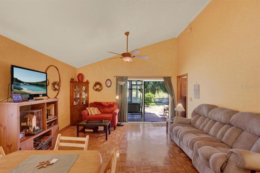 Picture of 182 Edgewater Circle, Sanford FL 32773