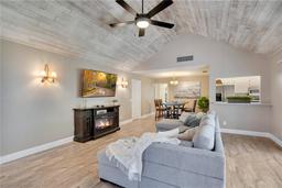 Picture of 1912 Abbington Street Unit 29-C, Apopka, FL 32712