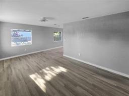 Picture of 201 83Rd Avenue N, St Petersburg, FL 33702