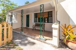 Picture of 919 N Osprey Avenue, Sarasota, FL 34236