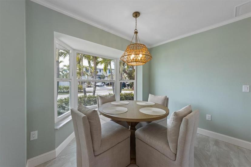 Picture of 611 Dundee Lane, Holmes Beach FL 34217