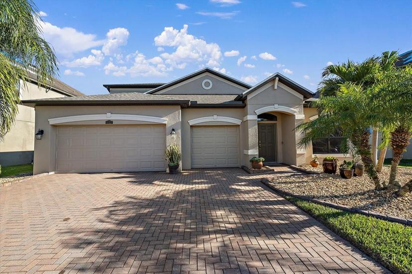 Picture of 13325 Sunset Shore Circle, Riverview FL 33579