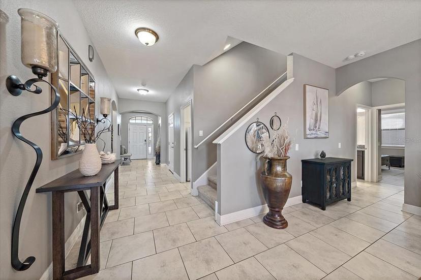 Picture of 13325 Sunset Shore Circle, Riverview FL 33579