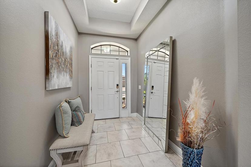 Picture of 13325 Sunset Shore Circle, Riverview FL 33579