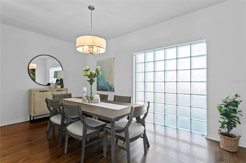 Picture of 2904 N Shoreview Place, Tampa FL 33602