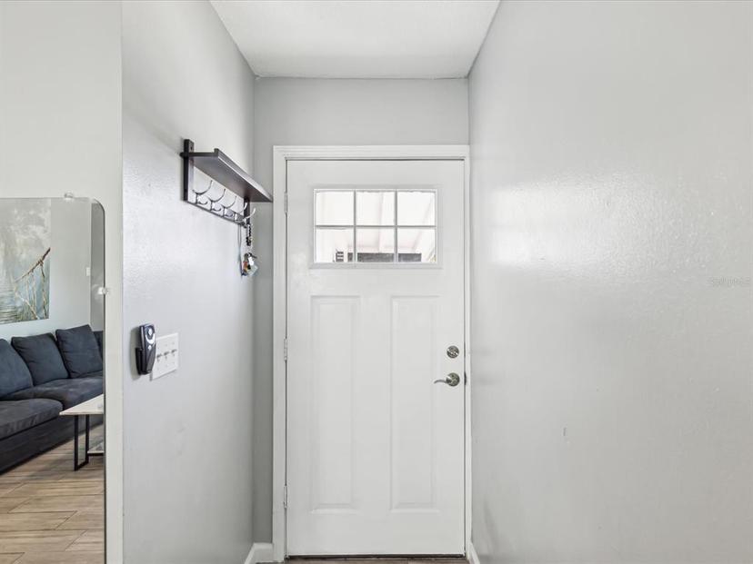 Picture of 6508 S West Shore Circle, Tampa FL 33616