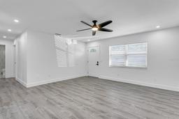 Picture of 1503 W Kirby Street, Tampa, FL 33604