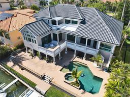 Picture of 6113 Pasadena Point Boulevard, Gulfport, FL 33707