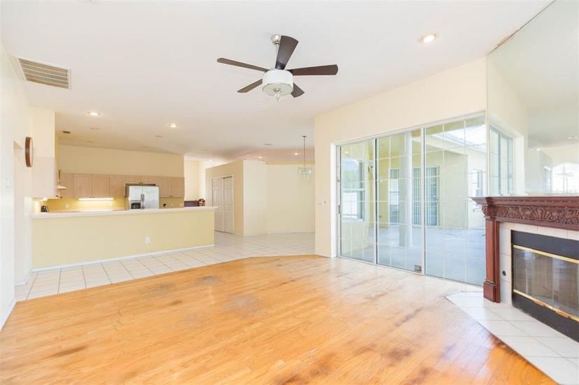 Picture of 1422 Distant Oaks Drive, Wesley Chapel FL 33543
