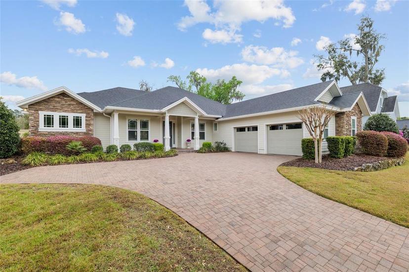 Picture of 4049 NW 63Rd Way, Gainesville FL 32606